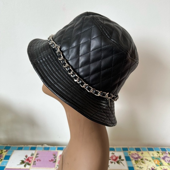 Stylish Black Quilted Leather Bucket Hat with Chain Detail - Picture 3 of 6